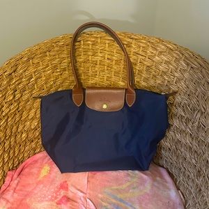 Longchamp Le Pliage M Tote - Excellent Condition